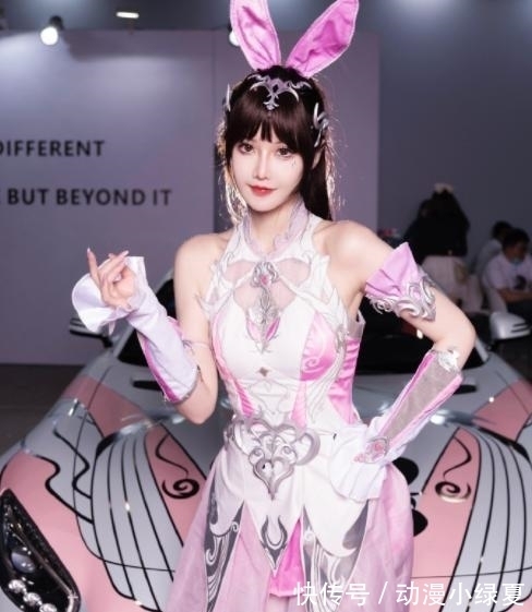 小舞|露兒大魔王COS的小舞来了,大方秀美腿,形象比动漫还好看