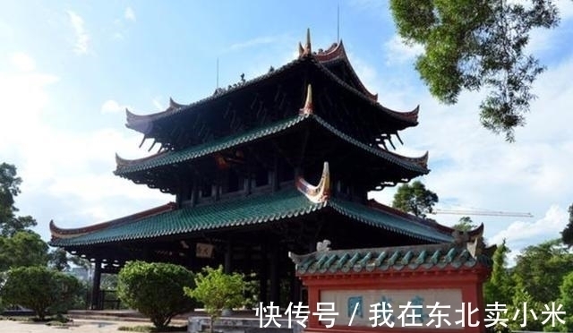 奇迹$真武阁4柱悬空,经历5次地震却屹立447年,梁思成:这真是个奇迹