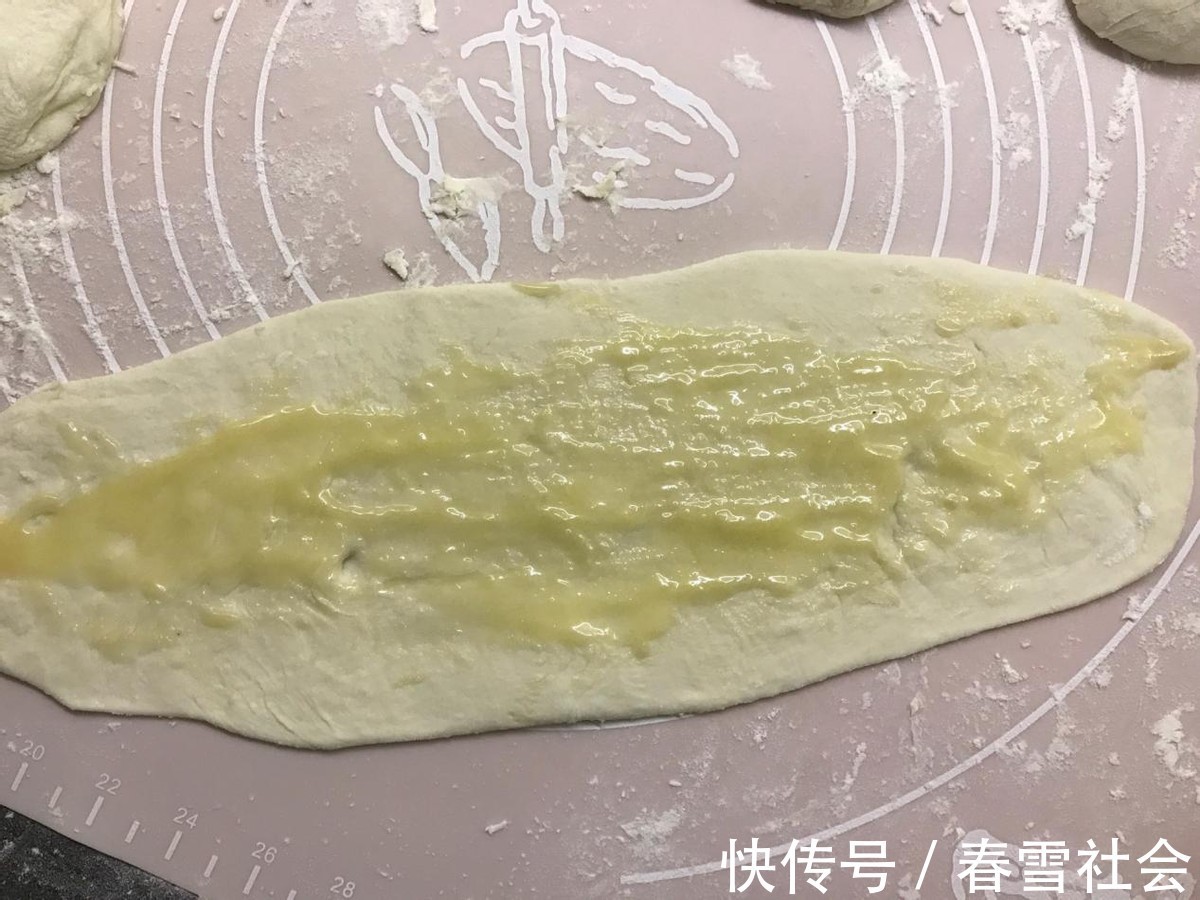 烫面葱油饼|在家制作好吃美味的葱油饼,香气四溢,健康又有营养