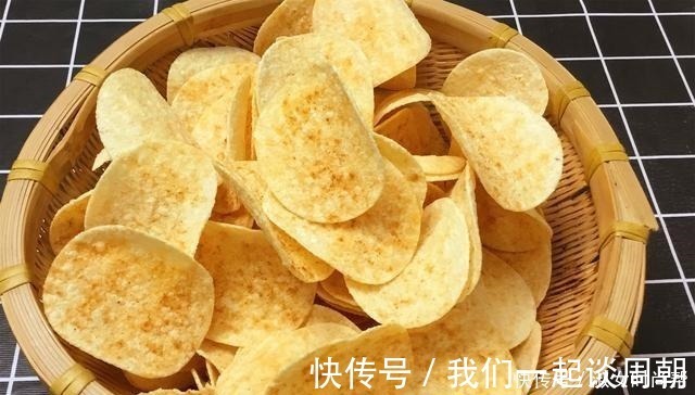 嘎嘣脆|教你做薯片,多一个步骤,一个一口嘎嘣脆,好吃到停不下来