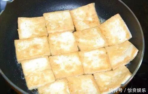 豆腐就得这样做成本不到十块,比肉吃着还香