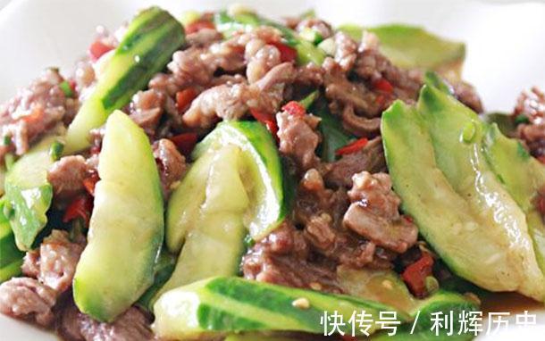 骨骼发育|孩子打篮球需要补充大量钙物质,多吃补钙菜,补钙补铁骨骼发育好