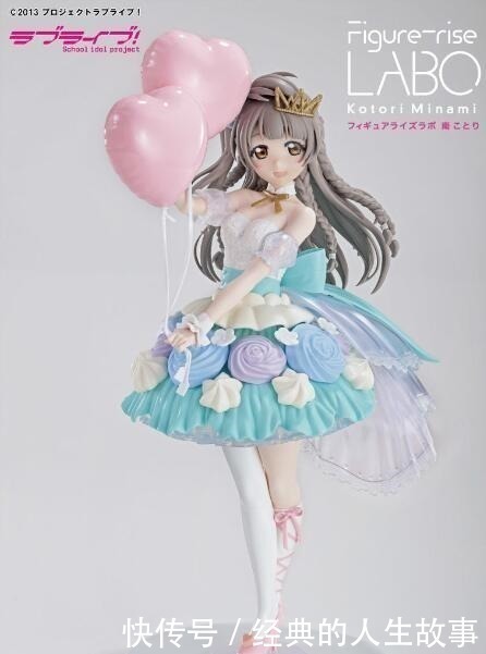 真人形高达|真人形高达,这个萌妹手办太硬核了,还要靠自己组装