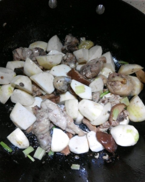 天凉了,这菜多做给家人吃