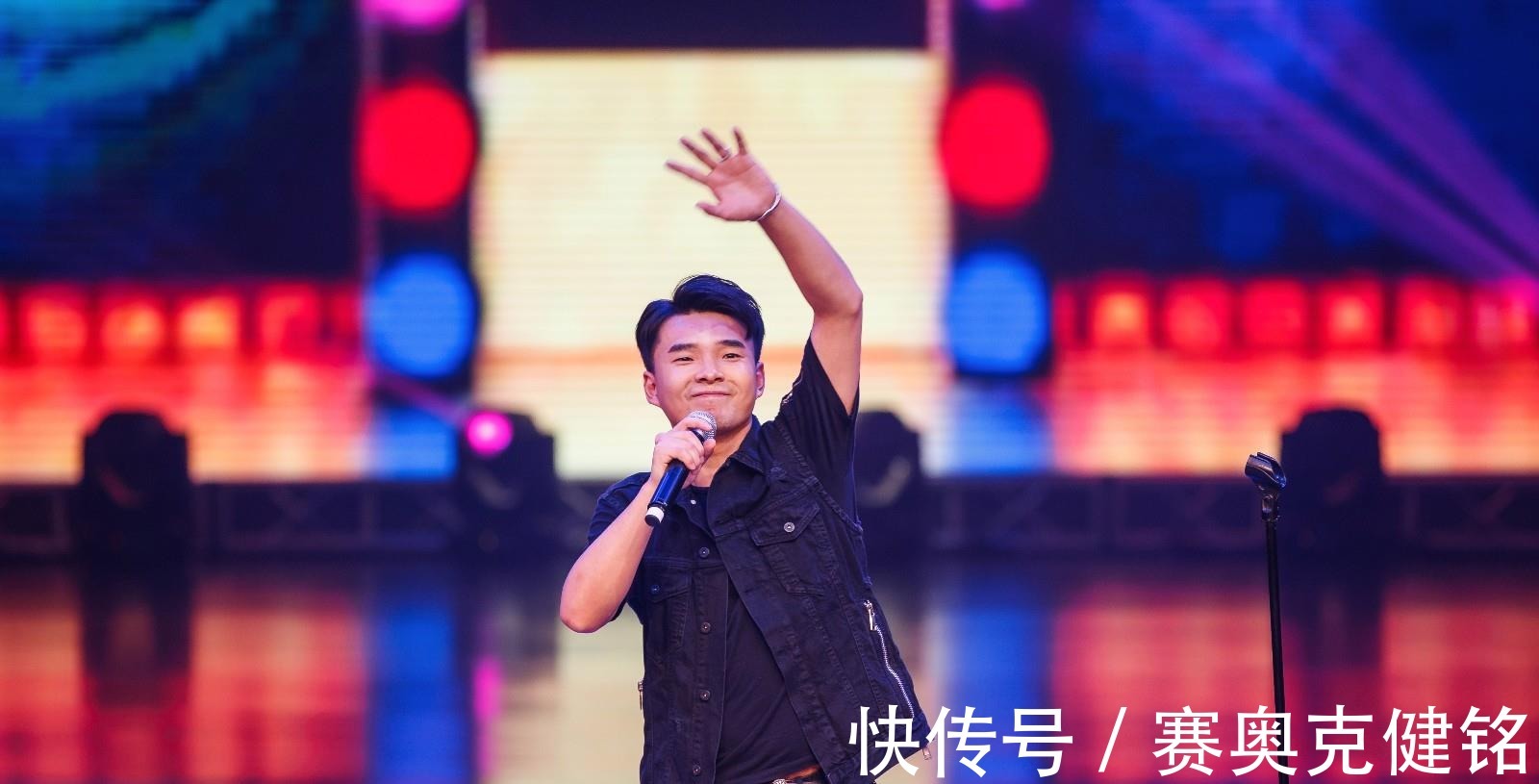 总冠军|好声音第七季冠军旦增尼玛原来是“回锅肉”,今年的冠军有下落了