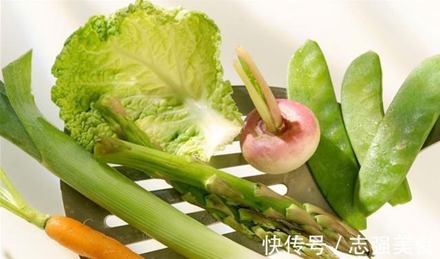 茄碱|4种食物发芽后,不仅没“毒”,营养反而增加