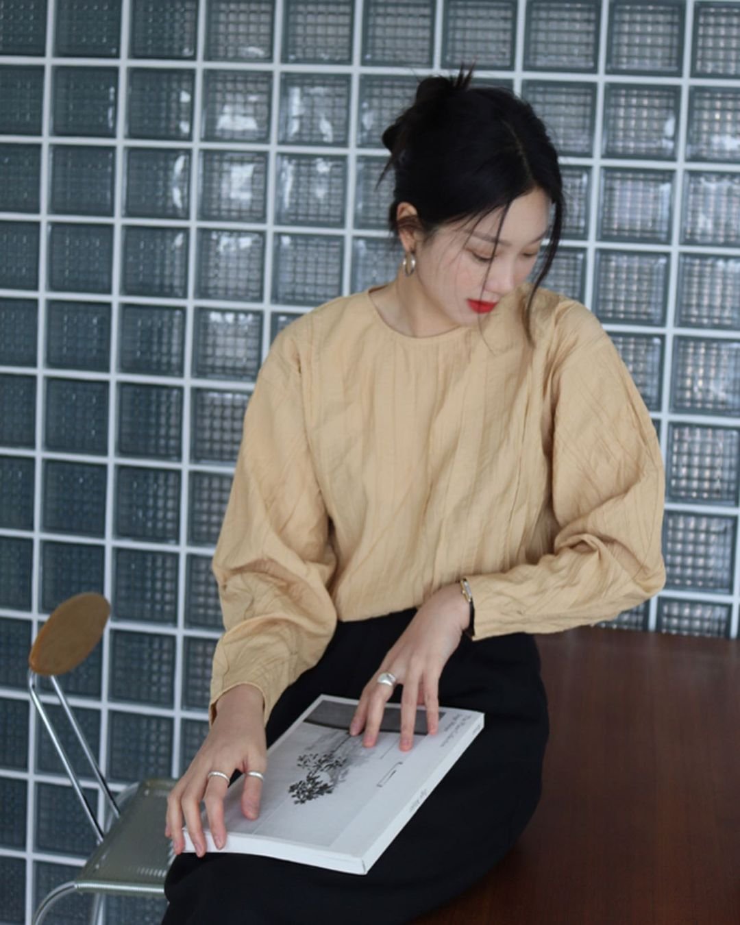 风格|5位韩国ins穿搭博主！这才是今夏穿搭模板