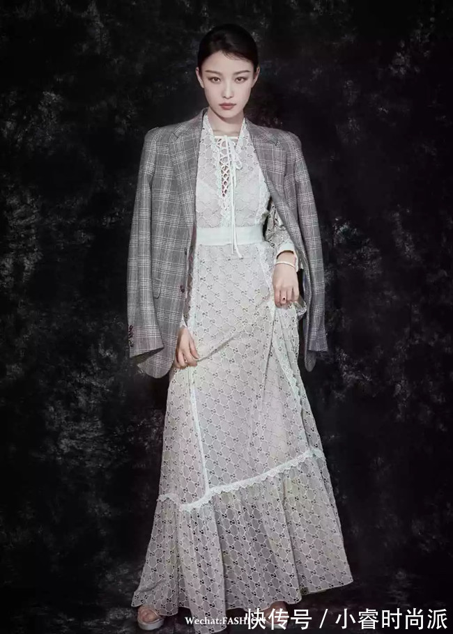 格纹 早春格纹大衣这样穿,不踩雷还很时尚
