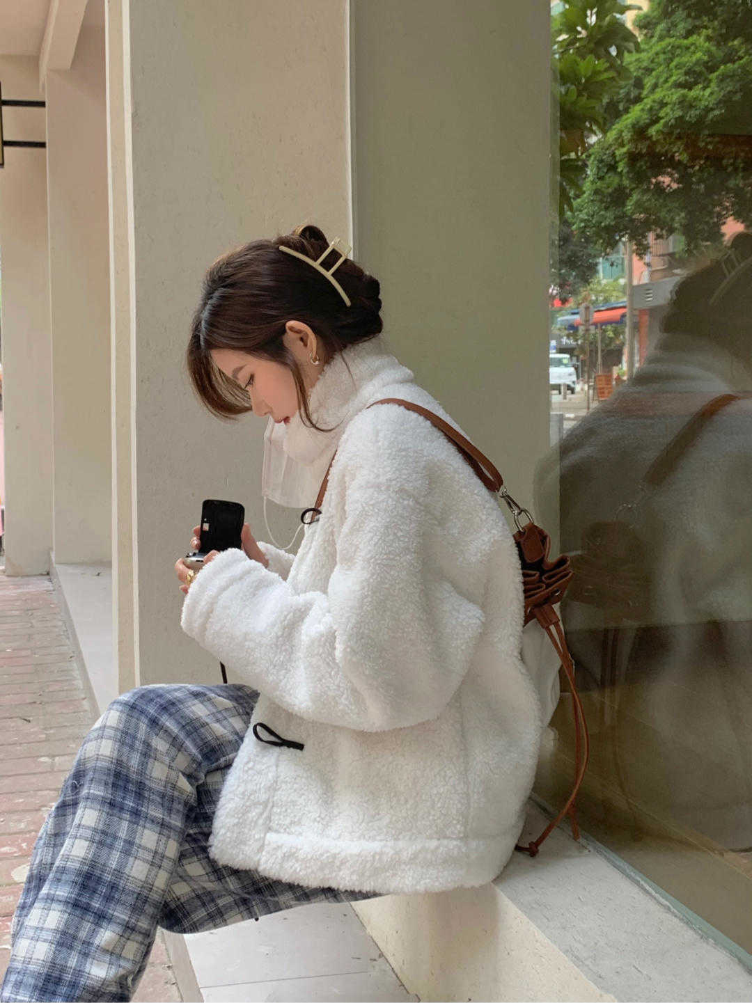 冬天 比大衣暖和,比羽绒服时尚,冬天的羊羔毛外套比想象更漂亮