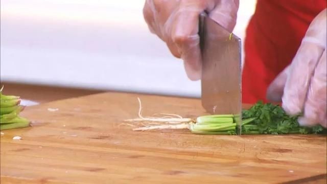 补钙|钙含量是牛奶的10倍！凉皮里面加一勺，补钙又健康