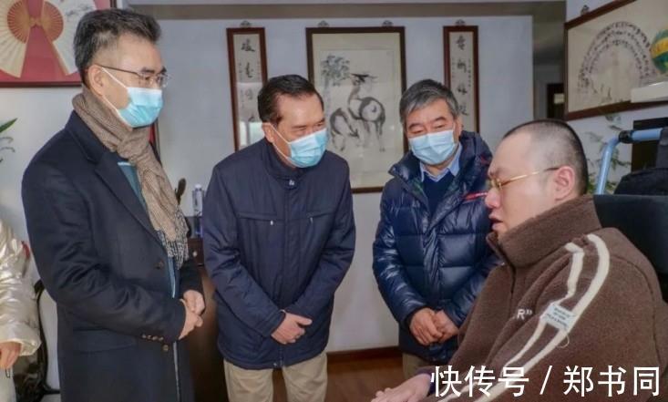 瘫痪|瘫痪15年汤淼近况:妻子母亲全改嫁,网上征婚无人问津,女儿5岁