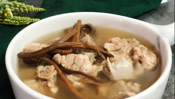 竹笙|朴素清淡的一碗汤，食材不简单，营养更丰富