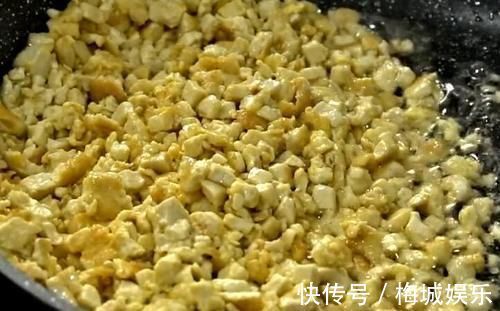 萝卜丝|秋天,南瓜红薯靠边站,用此菜烙馅饼最香,5毛钱一斤,别不懂吃