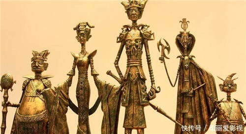 文物|三星堆明明可深入研究,为何挖到一半就停了?你看挖出的都是些啥