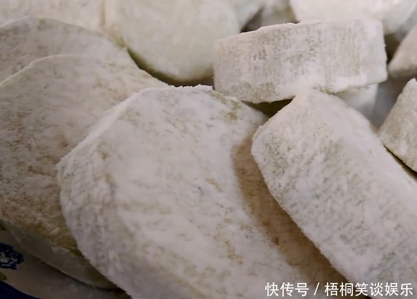  我家|茄子新吃法，外焦里嫩，比吃肉都香，我家一周做几次