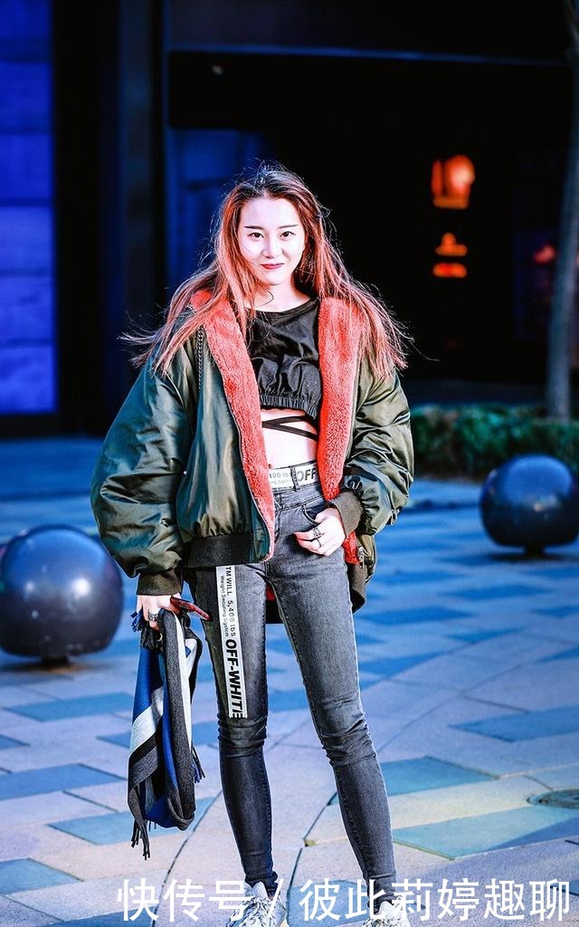 提升|街拍:不断提升自己对时尚的领悟,那么你也会获得属于自己的进步