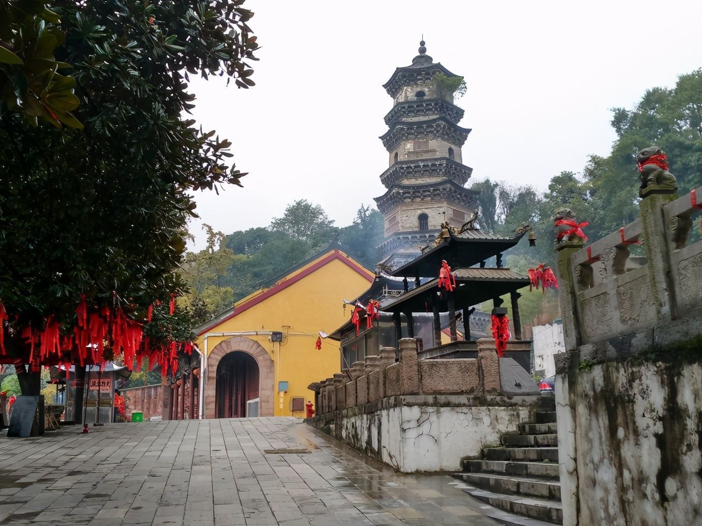 灵隐寺|中国祈求姻缘最灵的三大寺庙，众多青年男女前来许愿，你来过么？