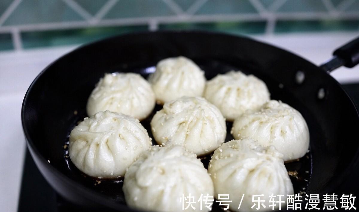生煎包|生煎包外焦里嫩，汤汁丰富，一口享受，两口美味
