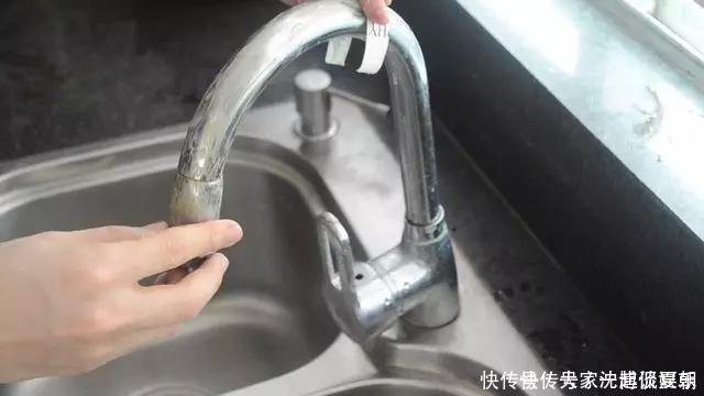 牙膏|用完的牙膏管别扔掉，放在厨房一年能省不少钱，邻居见了纷纷学！