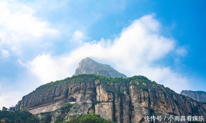 索道|雁荡山的方洞景区最独特最惊险，栈道和吊桥都悬挂在峭壁上