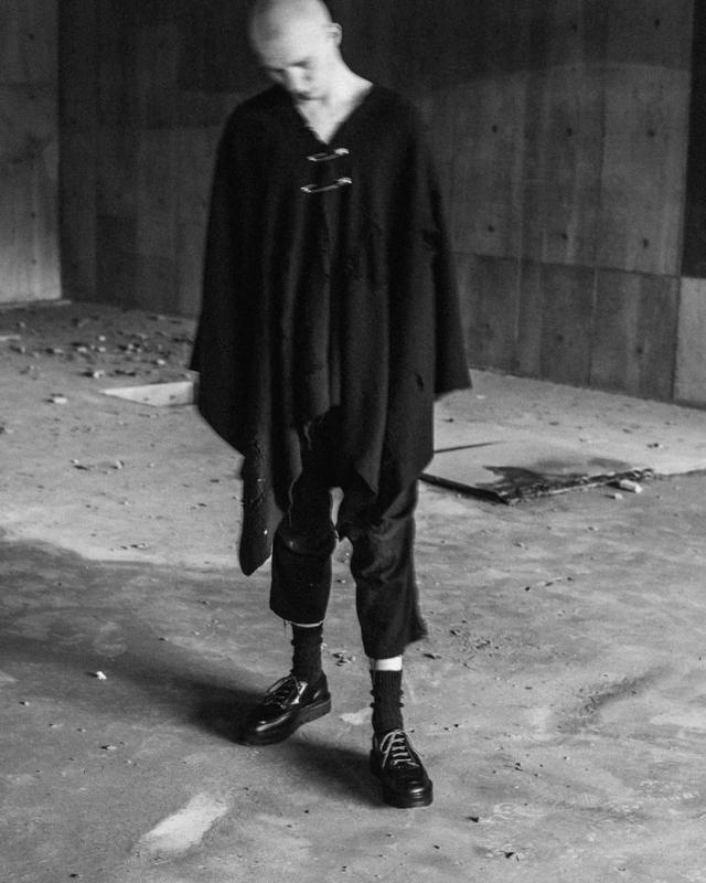 foot the 只有那些最叛逆、最朋克的人,才敢欣赏这样的鞋