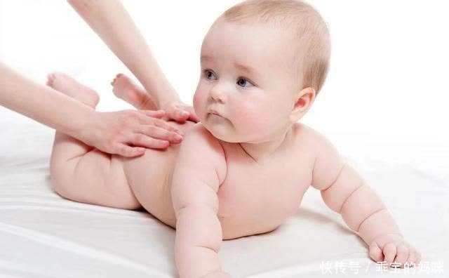 聪明宝宝有4个表现,多触摸3个“智力部位”,后天提高宝宝智力