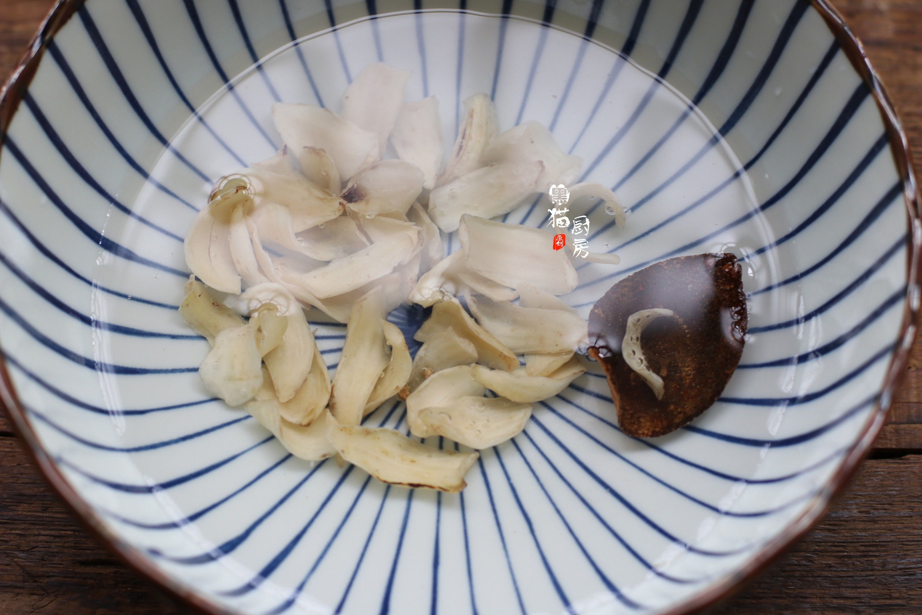 失眠最怕它,我每天喝一碗,半夜打雷下雨都不知道,一觉到天亮