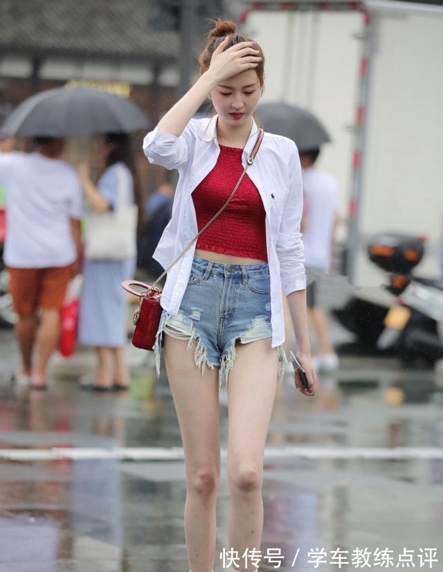 泡泡袖 终于可以把心爱打底裤穿出街了,休闲还减龄,特别好看!