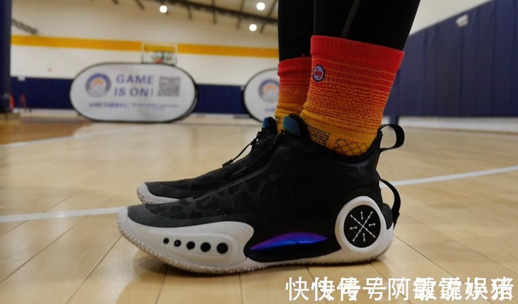 签名 最适合大众的旗舰签名实战鞋!虽是国产卖千元也别喊贵