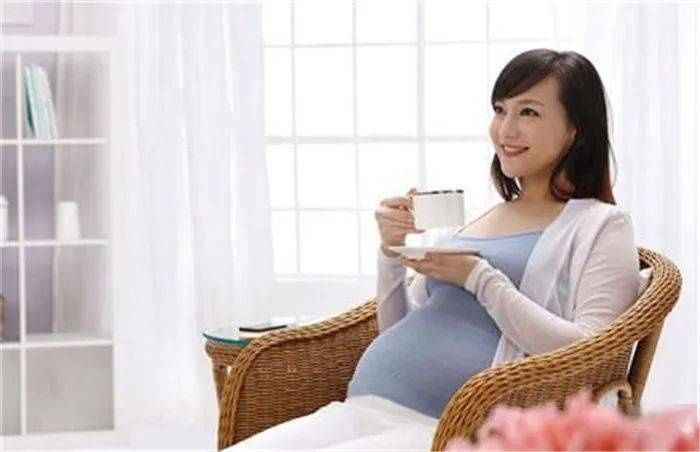 胡杏儿|为啥孕妇肚子看着很大,生出来的宝宝却不大?多半是这4个原因