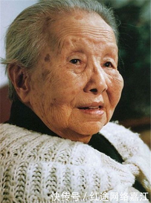 冰心|冰心去世后,在碑上写下“教子无方,枉为人表”的吴山,现怎样?