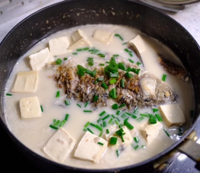 豆腐和它是绝配,上锅炖一炖,暖胃养胃,补钙质,孩子长个头!