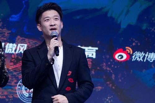 曹云金被提尴尬问题,回答展现超高情商,却被嘲讽:怂了?