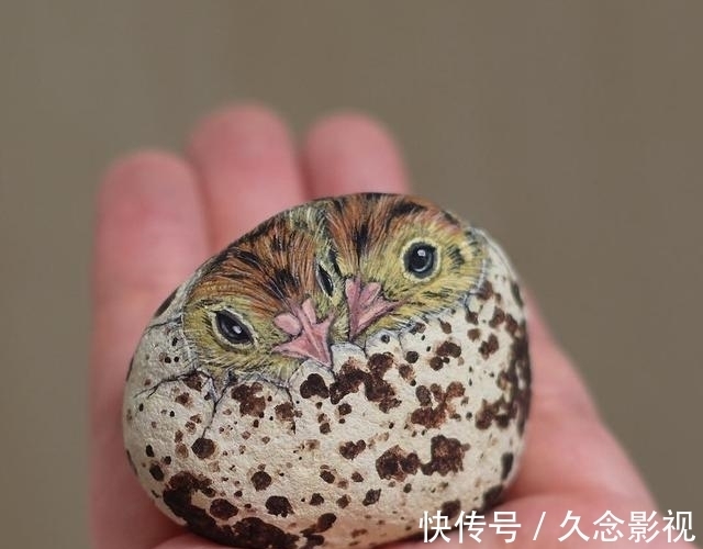 小动物|日本艺术家将石头变成可以永远留下的小动物,简直栩栩如生