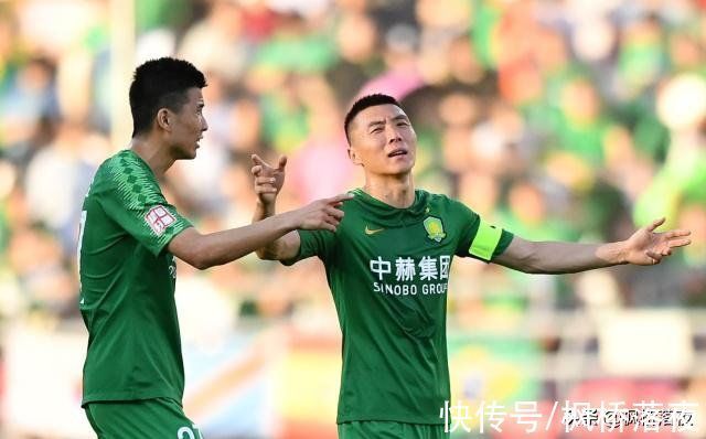 跑位|中超因扎吉回来了?单场梅开二度,跑位抢点都是恰到好处