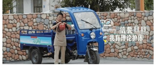 請假去考主持人證，楊迪喊話汪涵：低調不要到處說，萬一沒考上