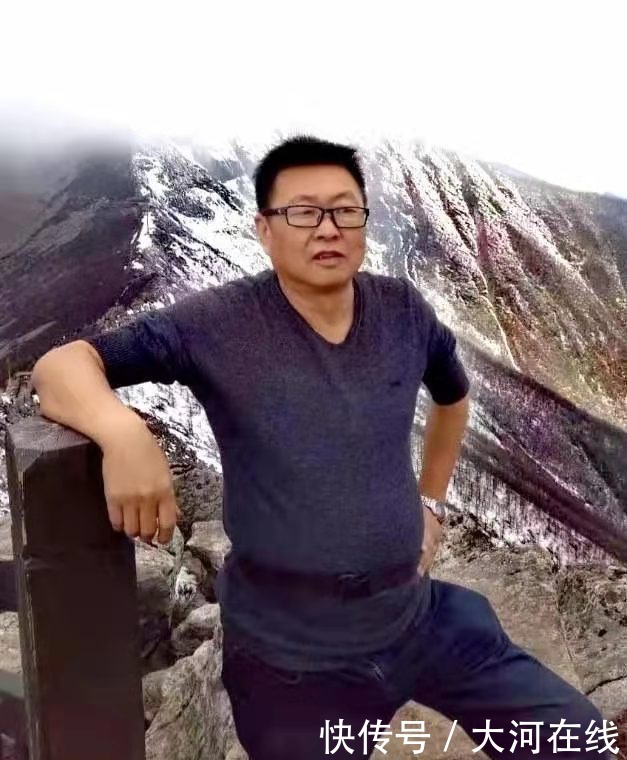 最狂|现代最狂的一首诗《醉 问》