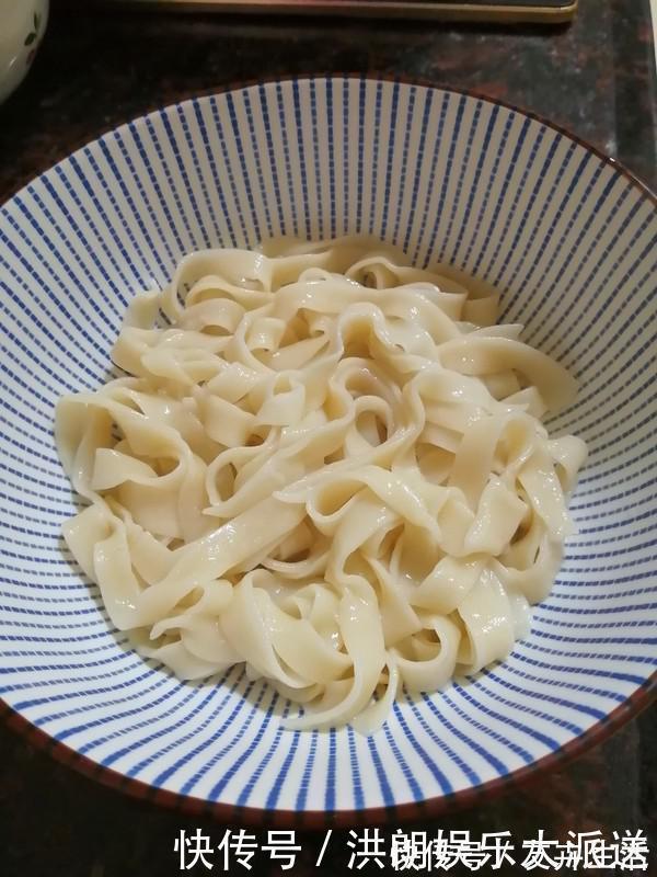 成本|睡不着,每天吃一次它,清心安神,成本只要5毛钱,睡得比猪还香