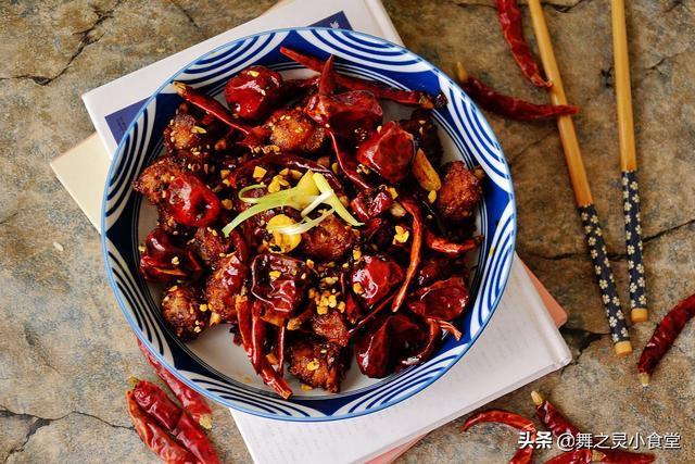 无辣不欢，12道香辣菜，又香又辣流着汗吃才过瘾