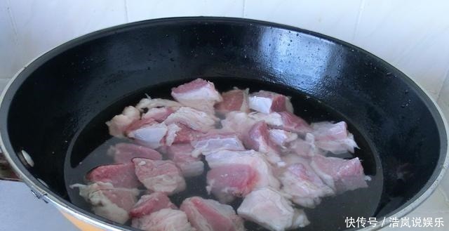 入味|炖牛肉要软烂入味，可别只焯水，这“2料”不可少，不塞牙还特香