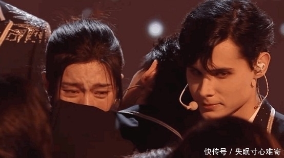 利路修|“笋丝”们利路修发福利来了,渔网装和光腿装你来不来看