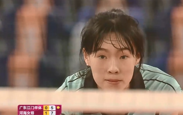 赛场|女排联赛里的二传,为什么总被某些球迷责怪、嘲讽?
