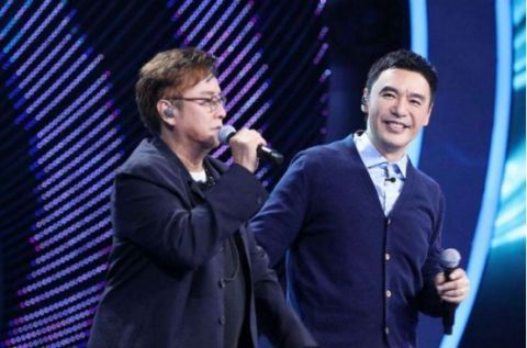  好听|综艺《我们的歌》，郑云龙和常石磊合唱，橄榄树还是很好听的