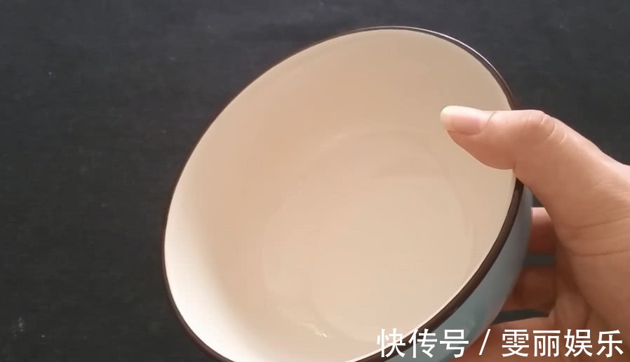 家里洗碗从来不用洗洁精，学学这个，任何油渍轻松去除，安全无毒