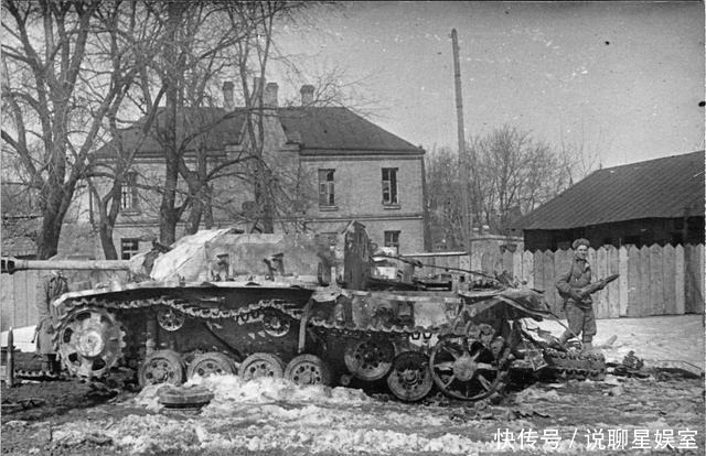 列宁格勒|为苏联叛将立雕像,捷克如此无底线挑战俄罗斯,到底图什么?