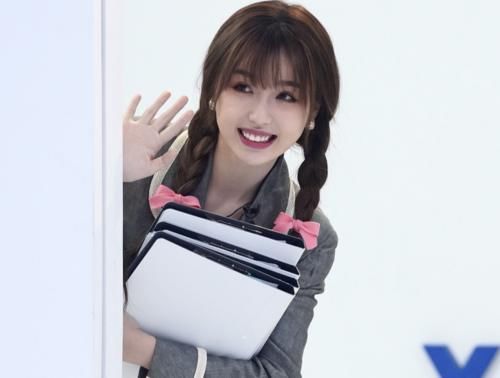 《创4》终于宣布导师团，鹅厂果真有实力，数量上就赢了《青3》！