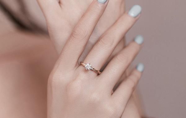 镶钻戒|购买钻戒:你知道如何选购爪镶钻戒吗?