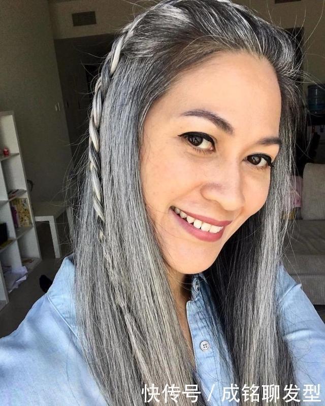 洋气|五六十岁女士白发多就别染了,其实“奶奶白”很流行,时髦又洋气