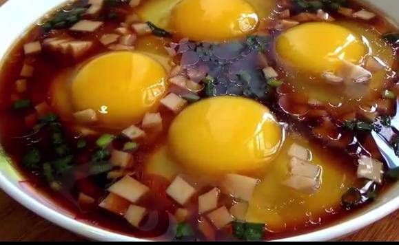 鸡蛋的新做法，饭店一盘卖36，在家做成本不到5元，可以当月子餐
