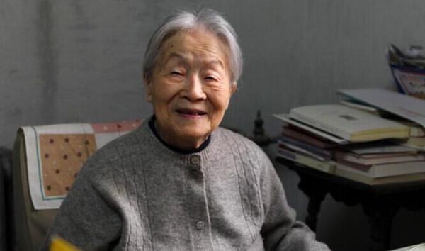 经典语录|杨绛先生的六句经典语录,道破了人生真谛,选一句当座右铭吧